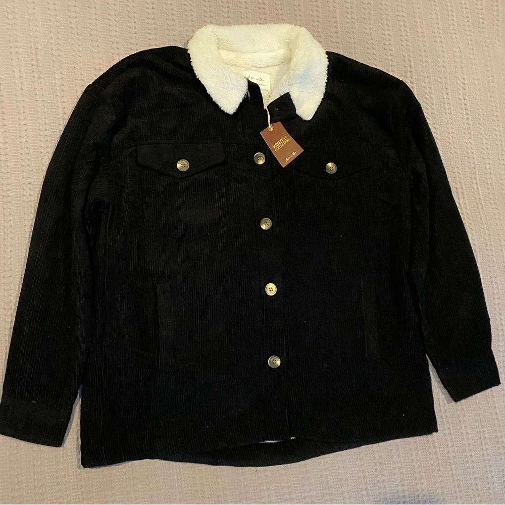 NWT Women’s Corduroy Shacket with Sherpa Lining